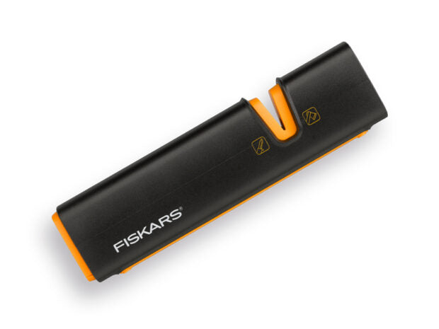 Fiskars messenslijper en bijl slijper productfoto