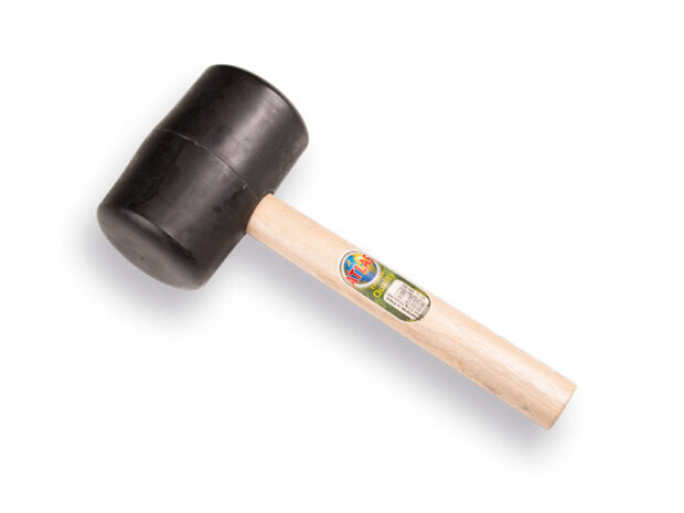 Atlas rubberen hamer hard 2 KG met houten steel productfoto